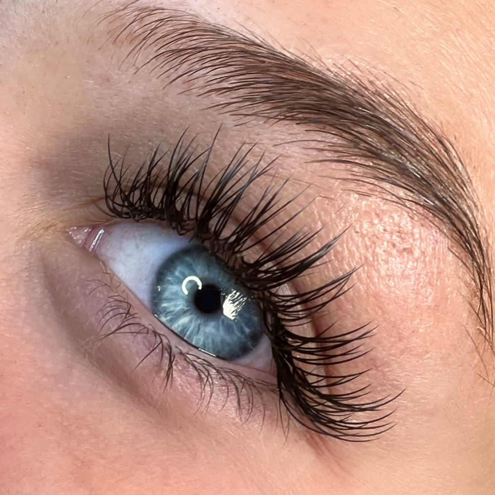 Classic Lash Fill - 1 Week at KW Lash Lounge in Centennial, CO