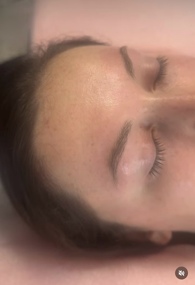 Eye Brow Wax