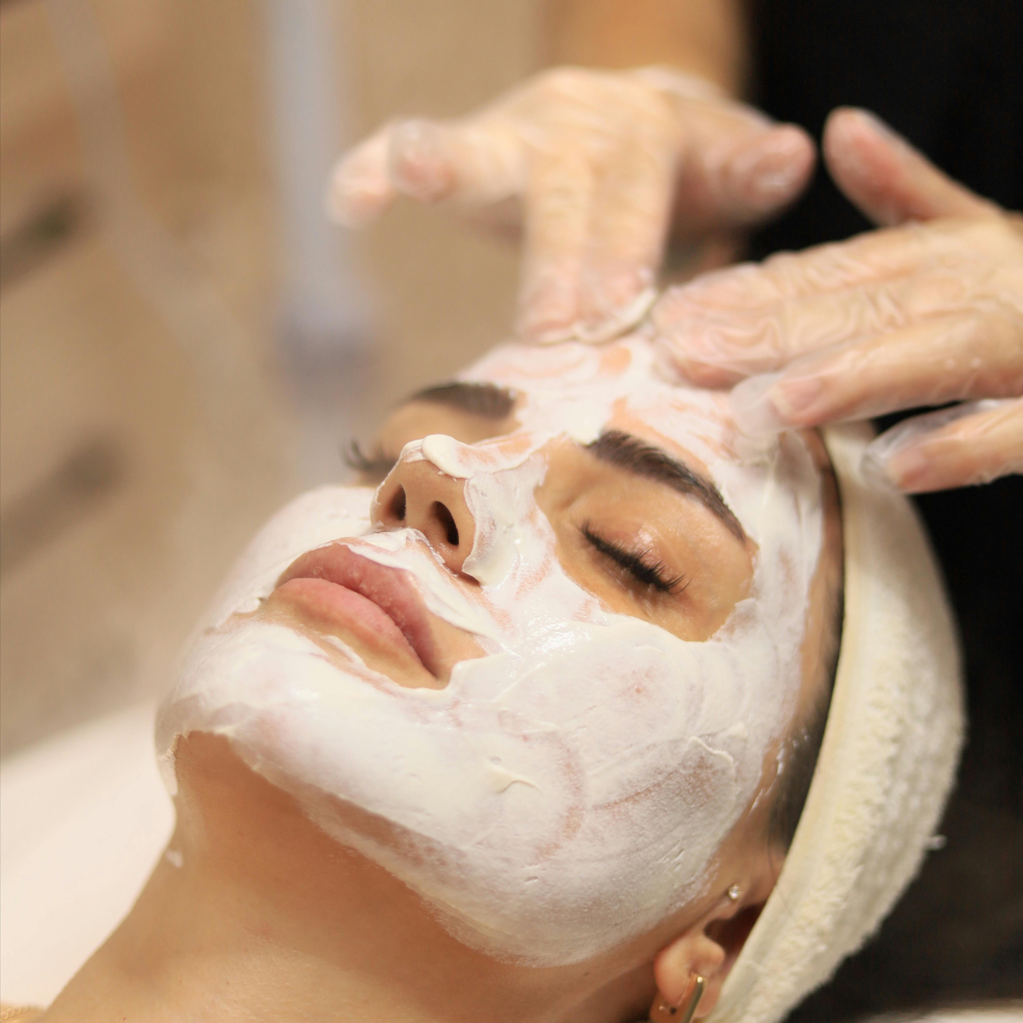 Deluxe Hydrafacial at AETÉRA Spa in Commack, NY
