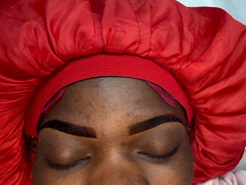 EYEBROW TINTING