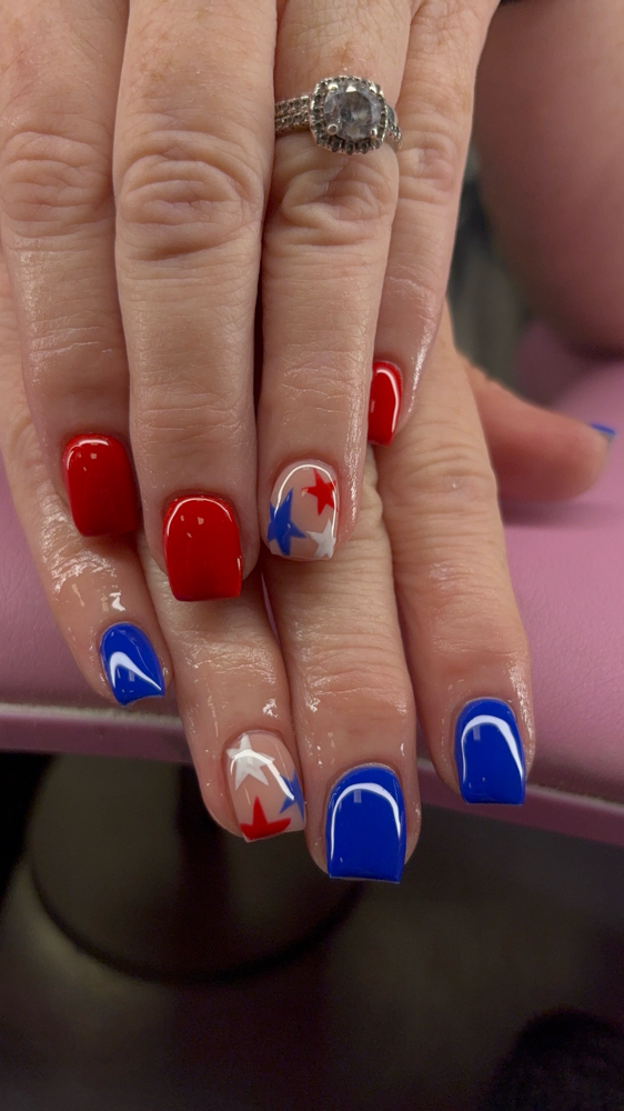 2 Finger Nail Art at JlistNails in johnson city, TN