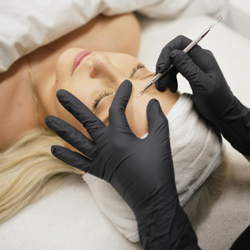 Extraction Focus Facial at EmpowerHer Beauty in Zillah, WA