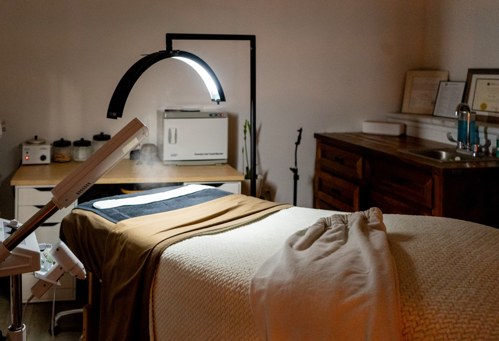 Urban Eden Deluxe Facial