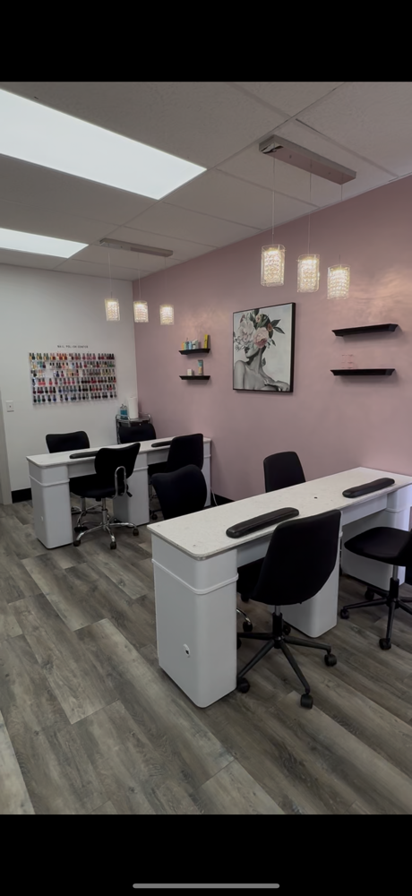 Regular Polish Manicure