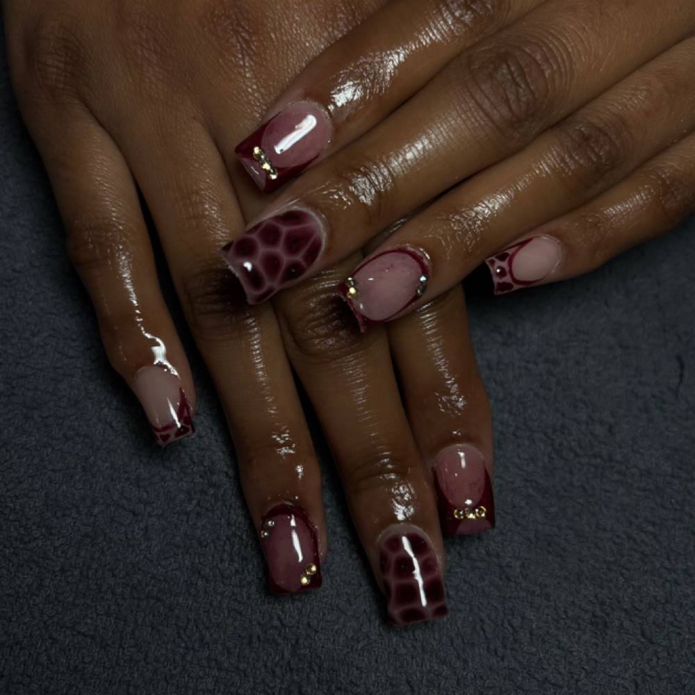 TIER 1 – SIGNATURE SIMPLE at Lachezbeautybar in Manassas, VA