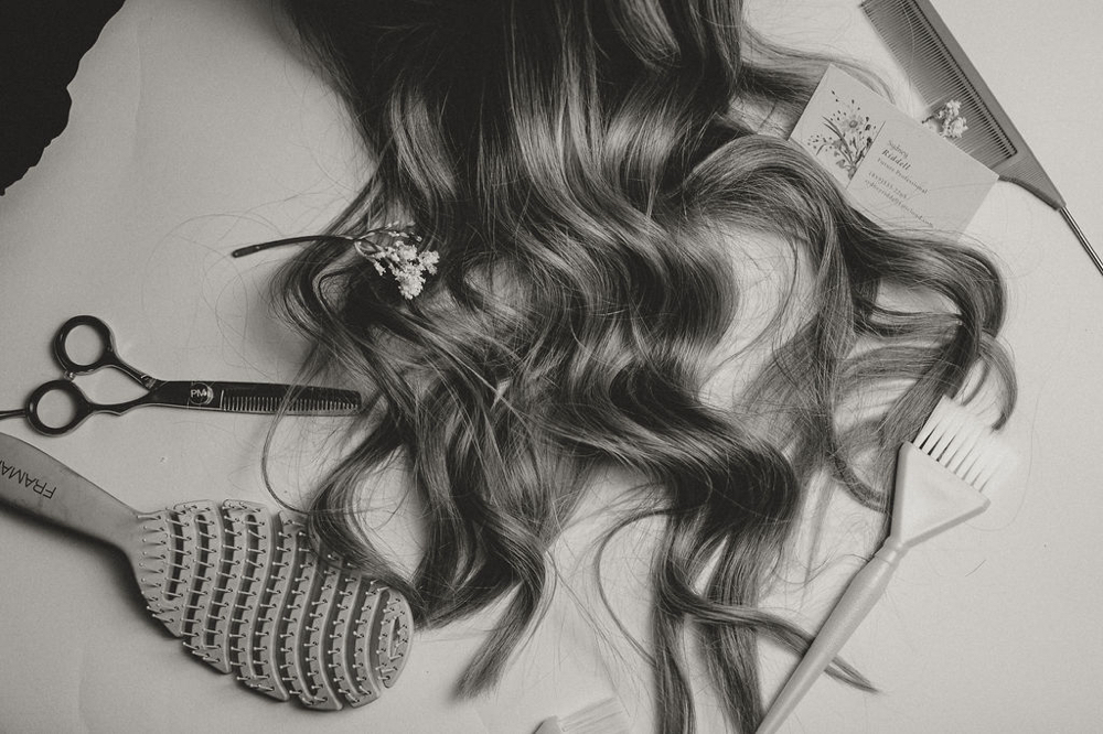 HAND TIED WEFT MOVE UP
