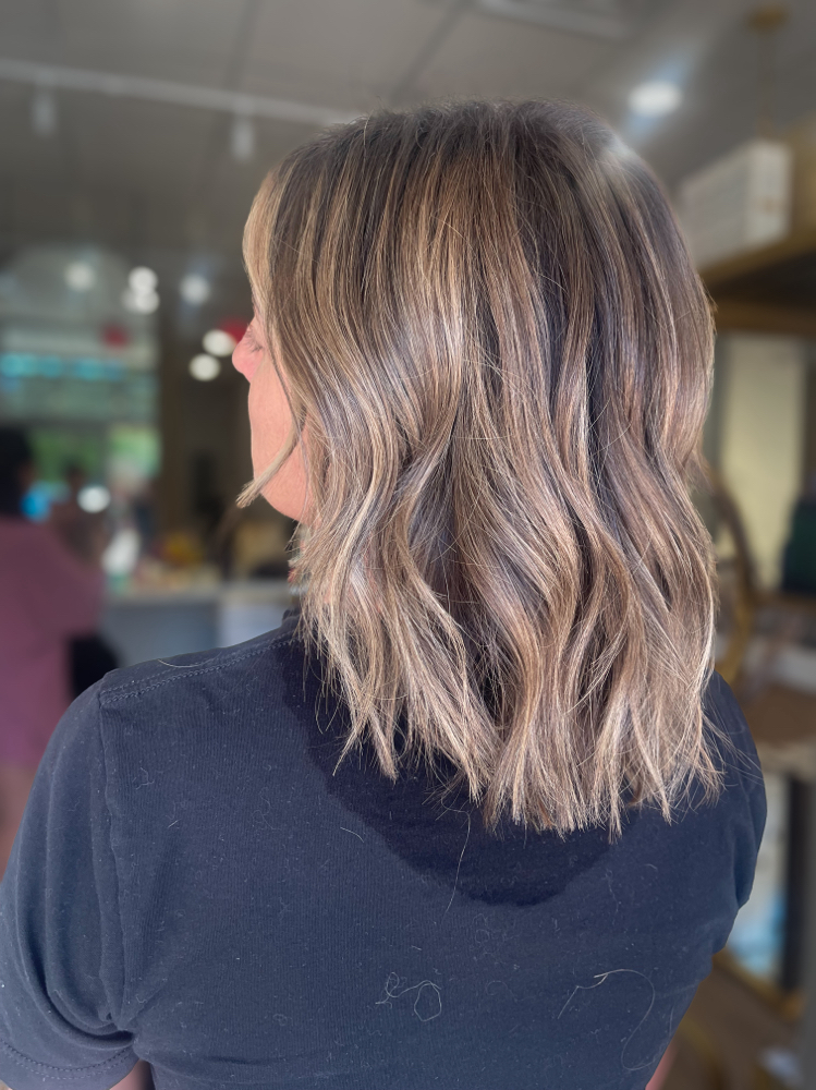 Dimensional Brunette