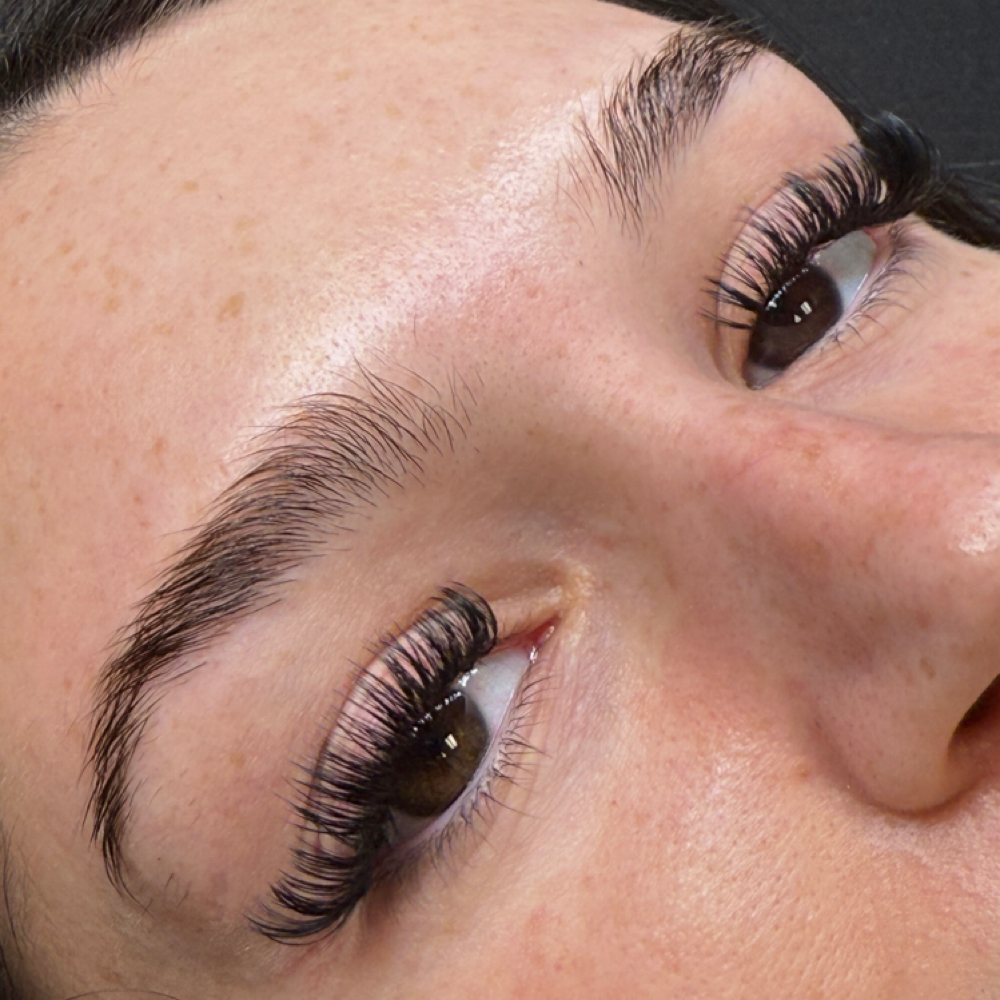 Hybrid Refill at Fluffy Blinks LLC in Palm Harbor, FL