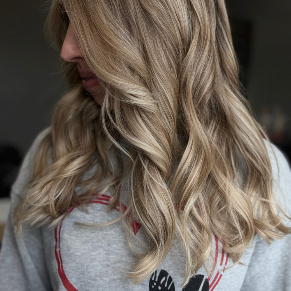 Partial Highlight at Olivia Nagel | Beauty Lounge in Lawrenceburg, IN