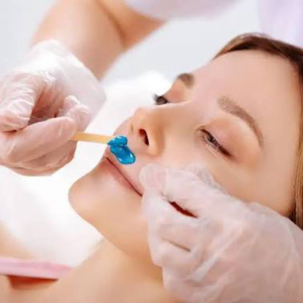 Nose Wax at Muse Salon De Beauté in Tucson, AZ