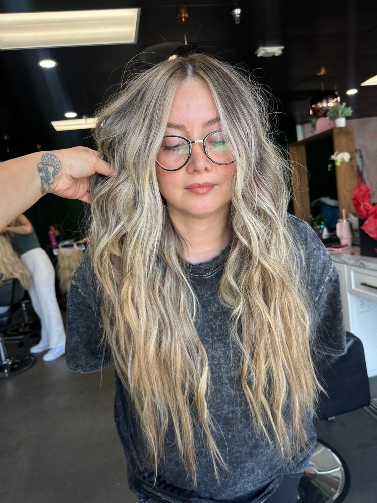 Lived In BLONDES