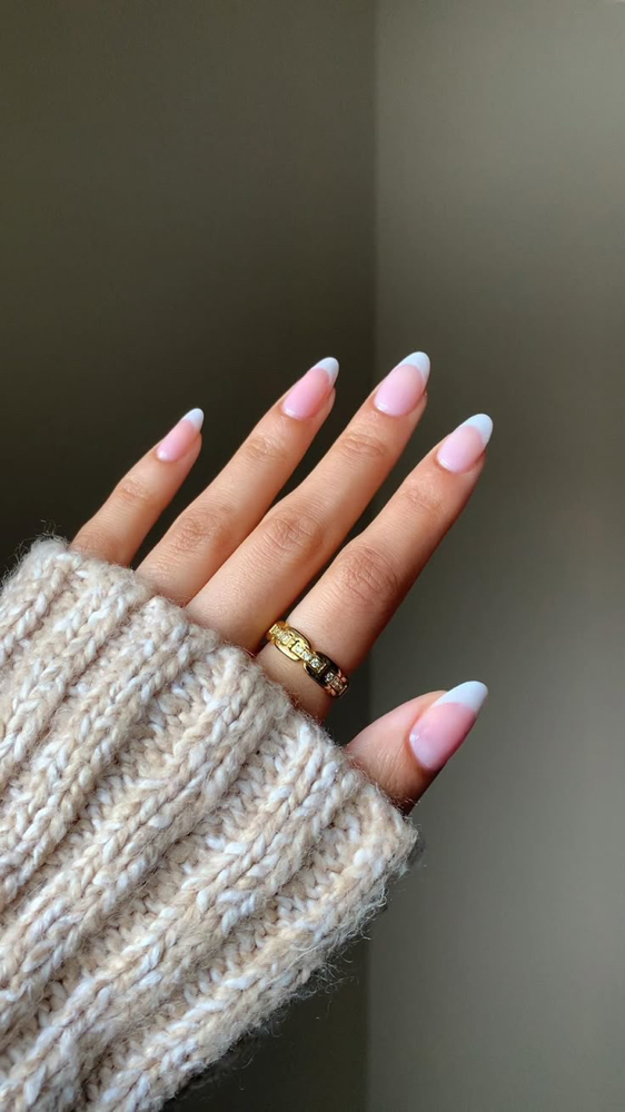Strucger Gel Manicure