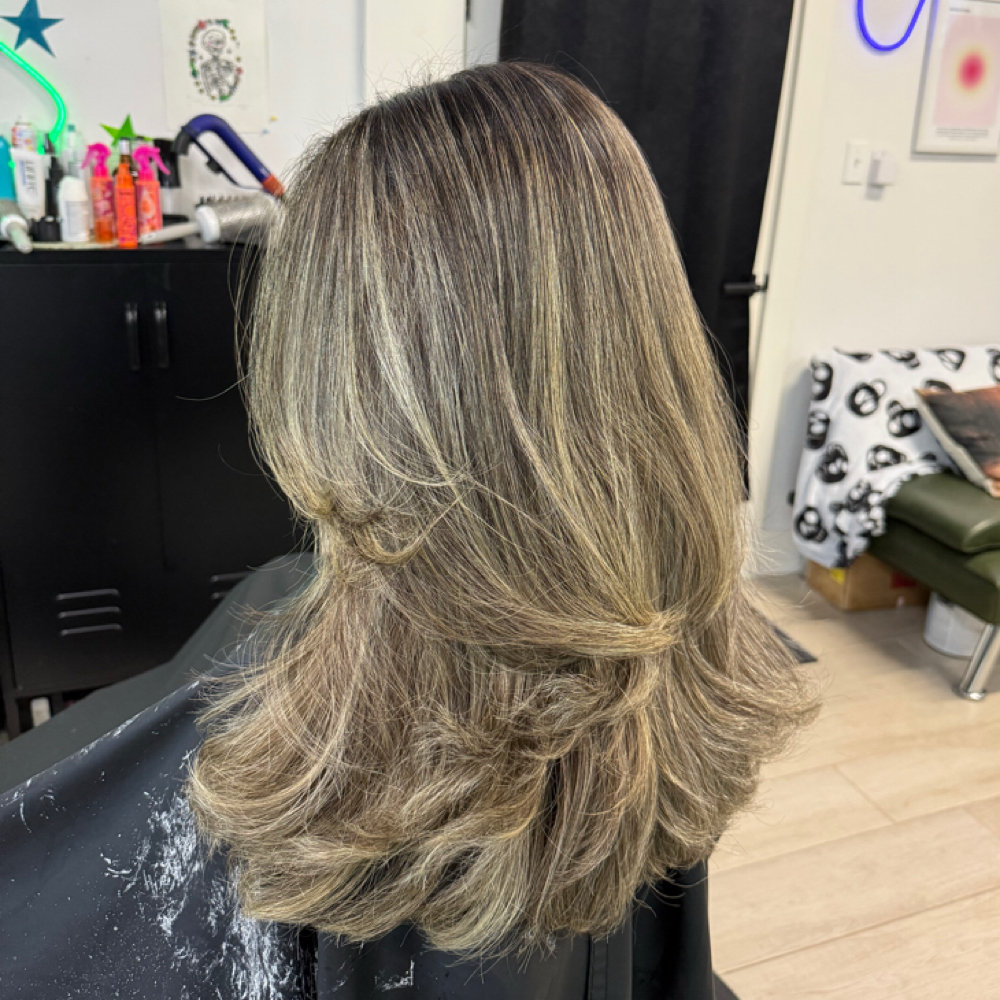 Bombshell Blondie at KillerQueenHair in Harlingen, TX