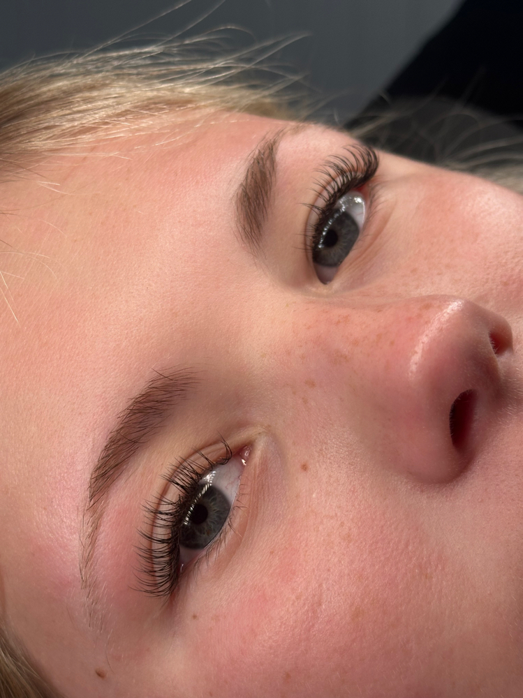Classic Lash Extensions-Full Set