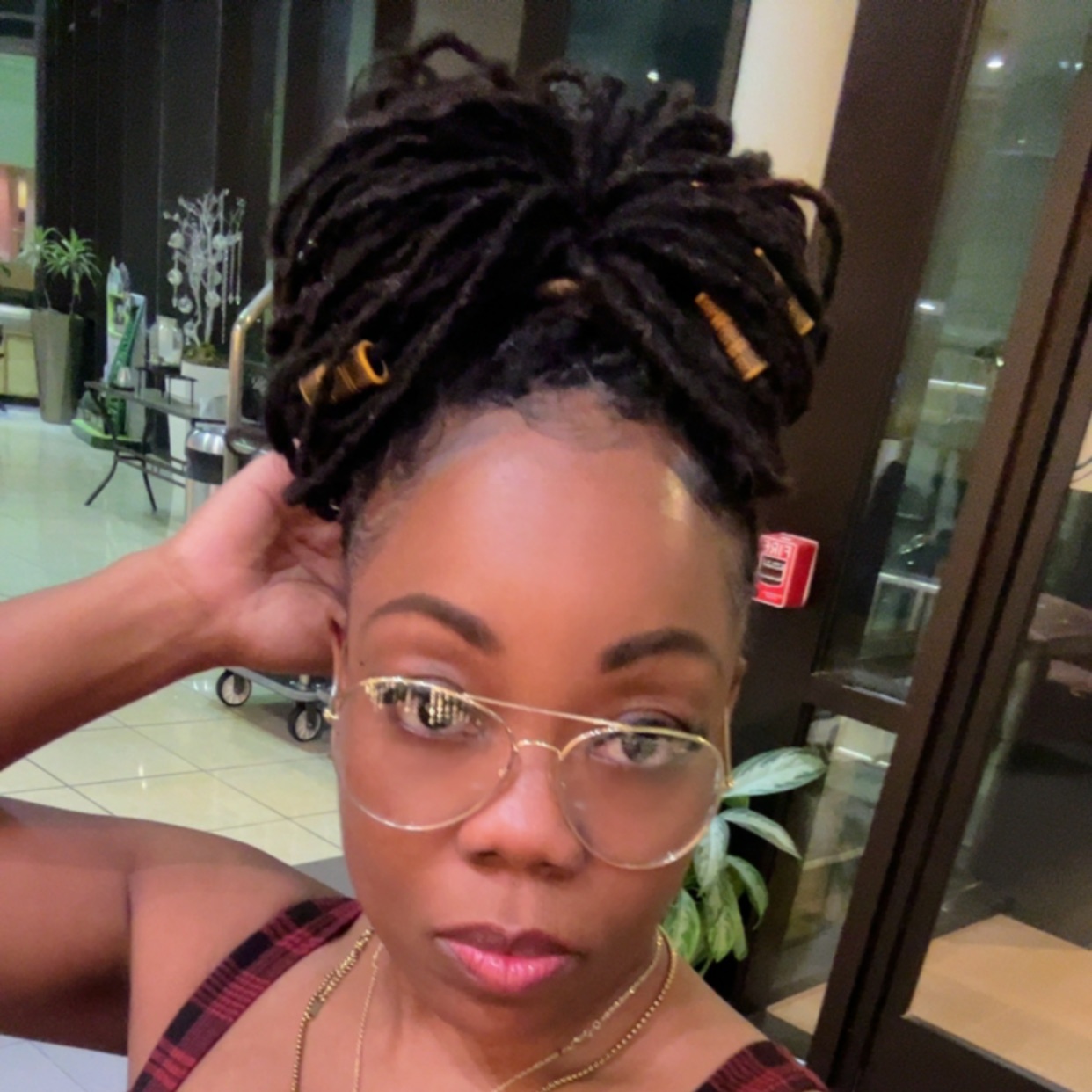 Loc Consultation (NON-REFUNDABLE) at Vee’s Loc And Braid Studio in Tampa, FL