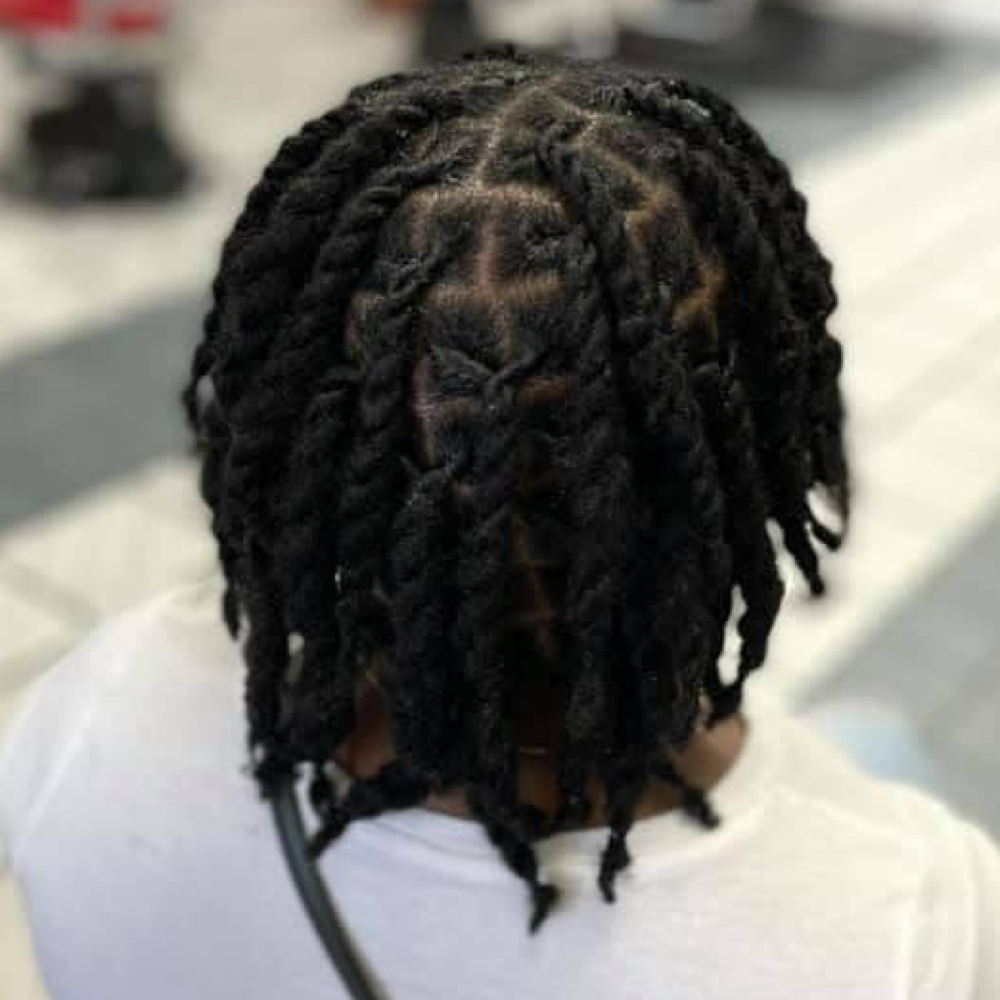 Royal Loc Refresh & Style at HoneyBraidz N Spa, LLC in Mesa, AZ