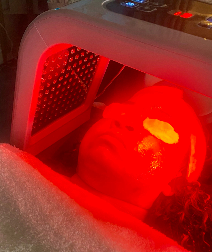 LED Light Therapy Facial