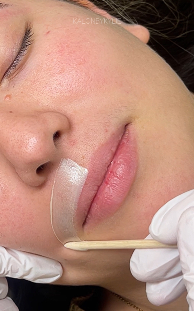 Upper Lip Wax