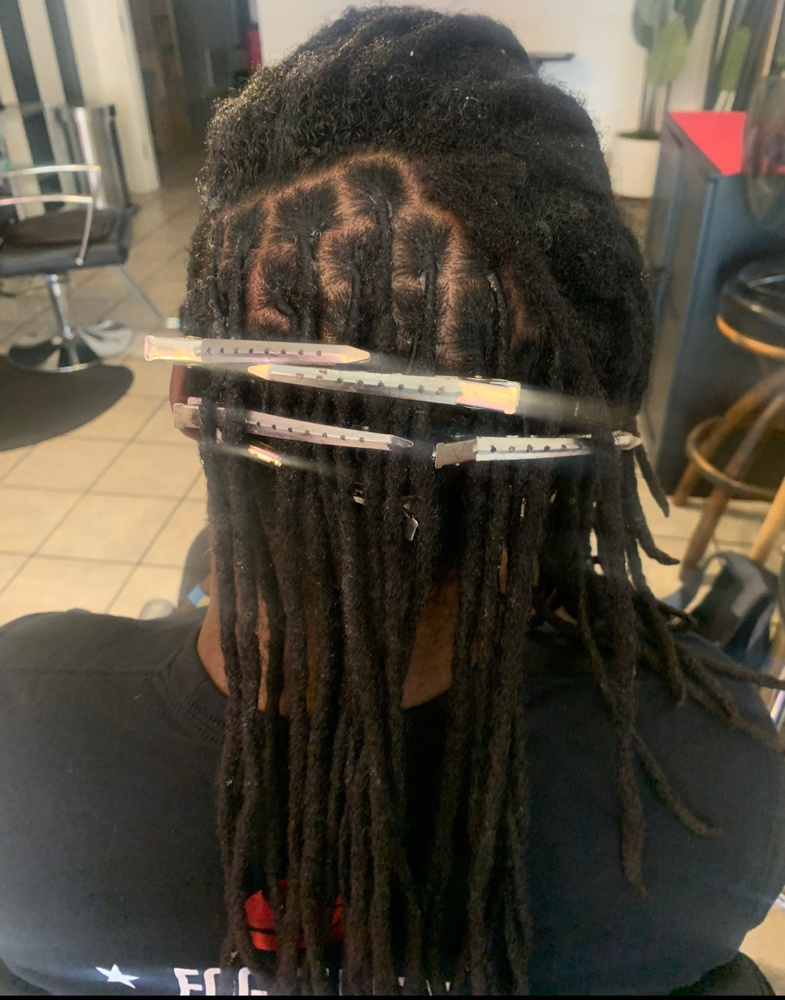 Loc Retwist