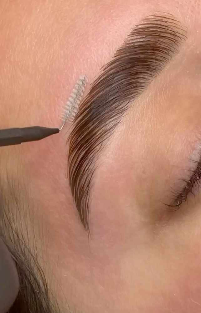 Eyebrow Lamination