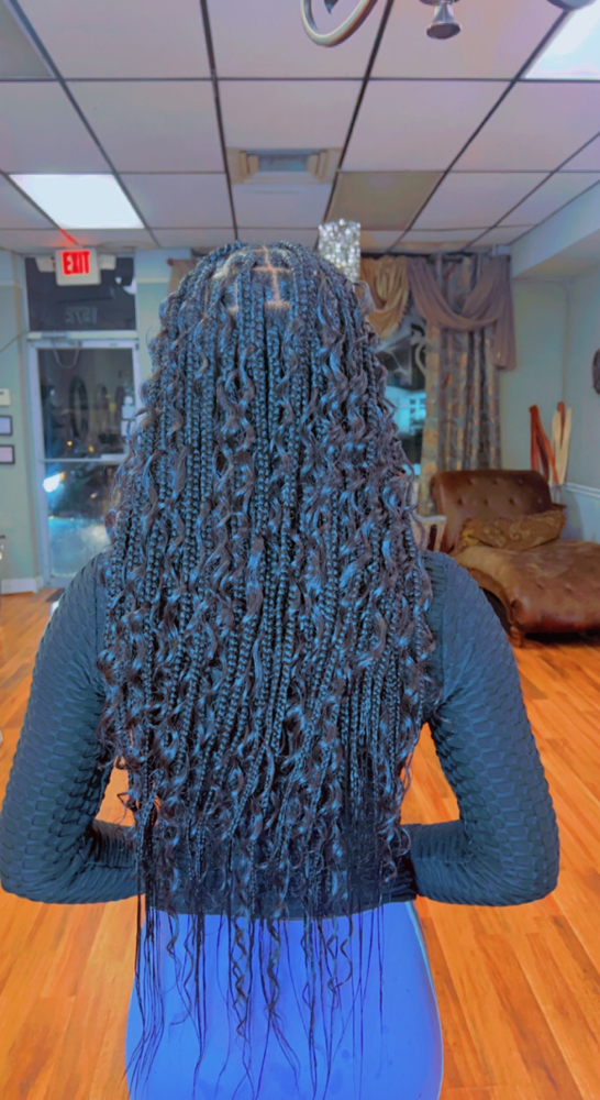 Med Bohemianknotless Braids