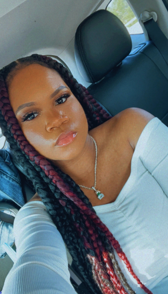Jumbo Knotless Braids