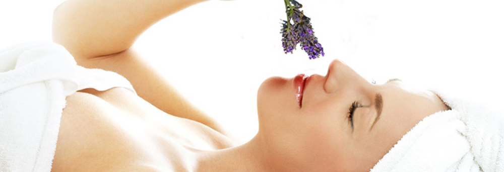 Aromatherapy Facial Massage