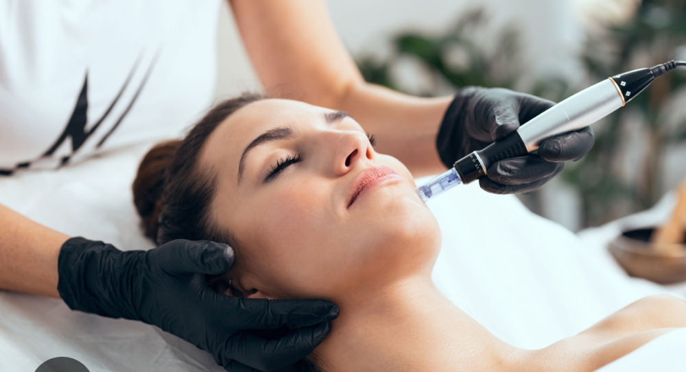 Microneedling And Dermaplaning