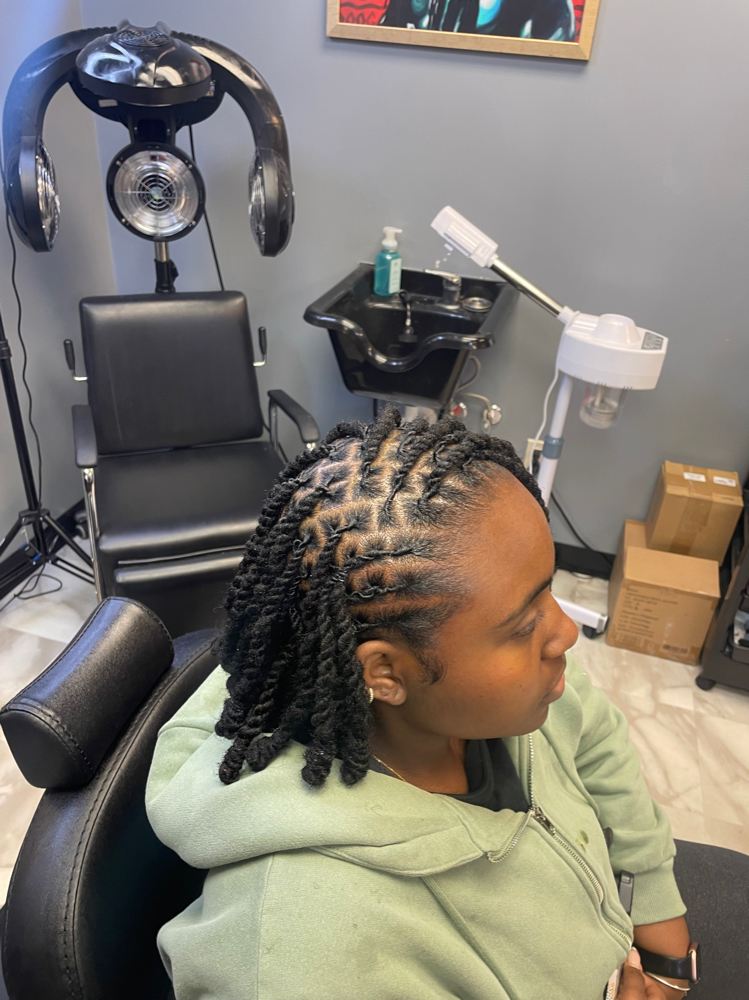 Extended 2 Strand Twist Loc Bob