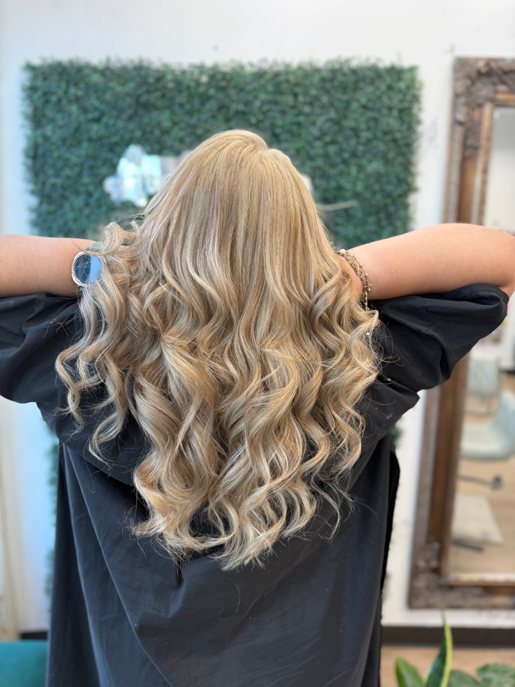 Global Blonde Root TU at Anahi’s Salon in SAN DIEGO, CA