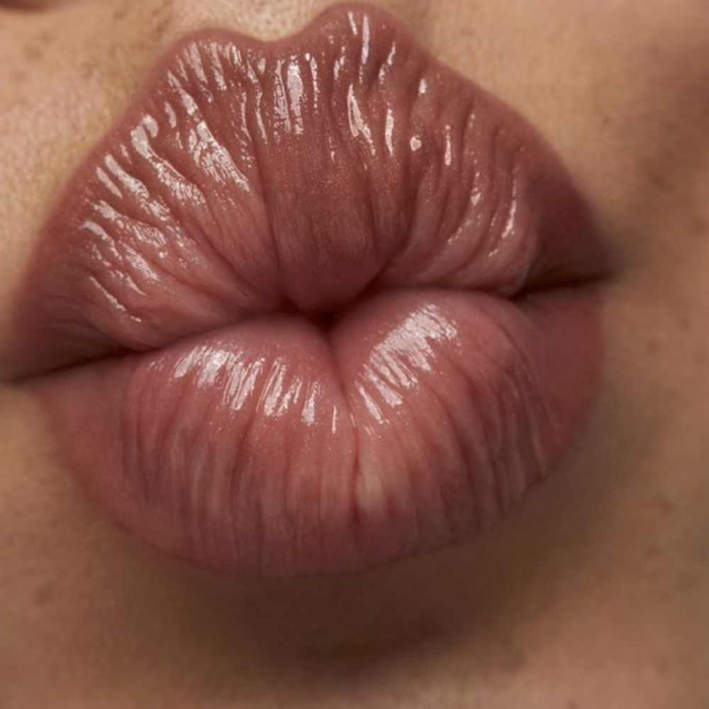 Lip Wax at TINTURA AESTHETICS in Lake Katrine, NY