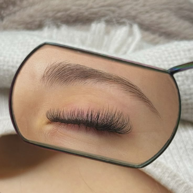 Lash Extension (group)