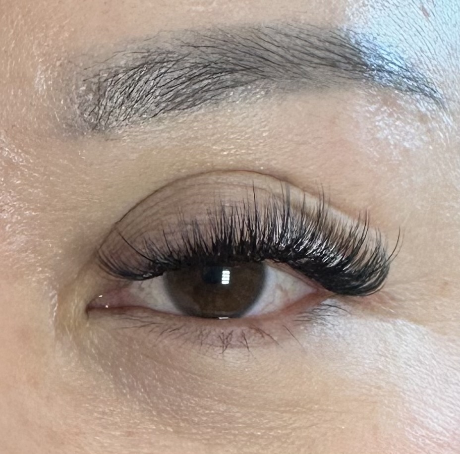 Volume Wispy Full Set