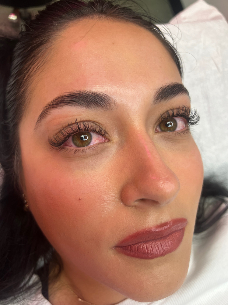 Classic Full Set at Linda’s Beauty Bar in Leander, TX