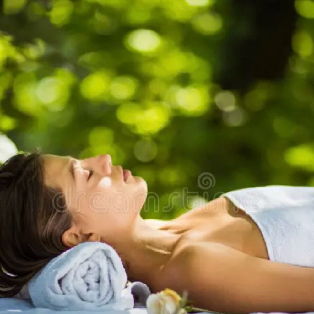 Snooze On at DeStress Express in Sumterville, FL