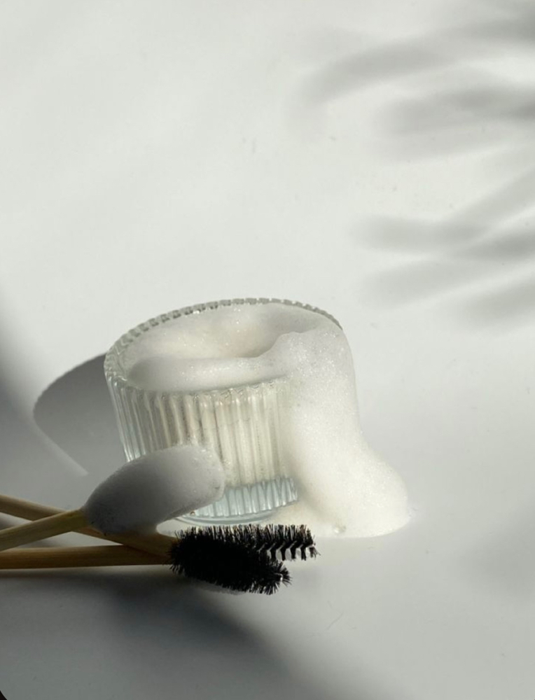 Lash Removal