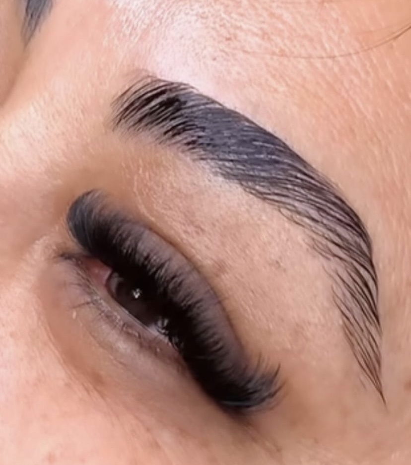 Eyebrow Lamination