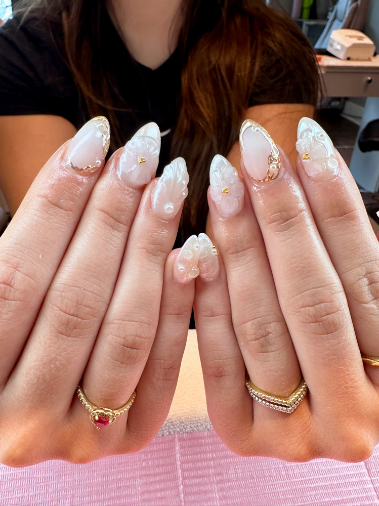 Nail Art (Intricate)