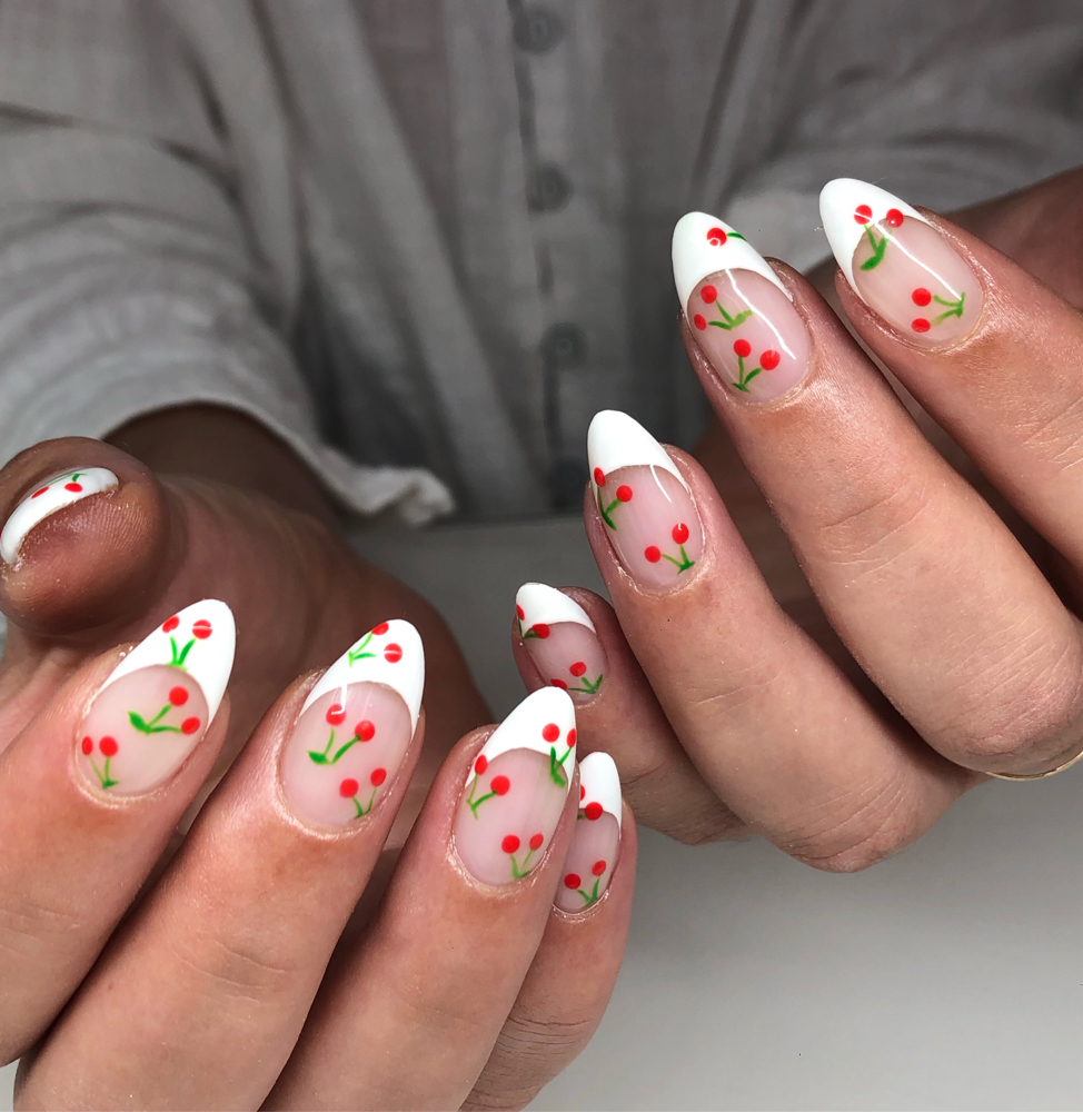 Gel Mani With Intermediate Nail Art