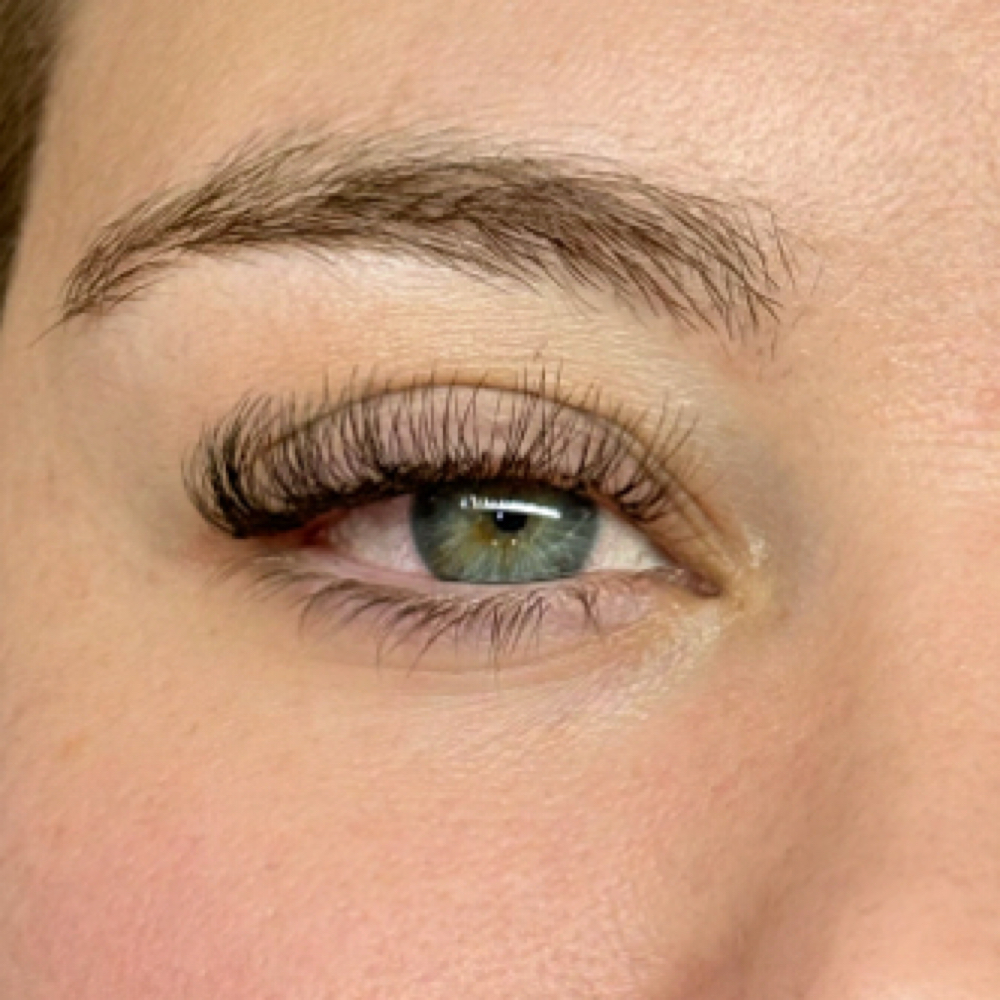 Full Set Natural Lash Extentions at Elegant Esthetics in Littleton, CO