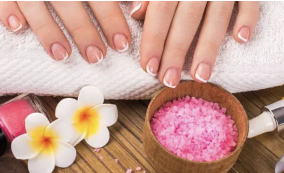 Luxury Signature Spa Mani