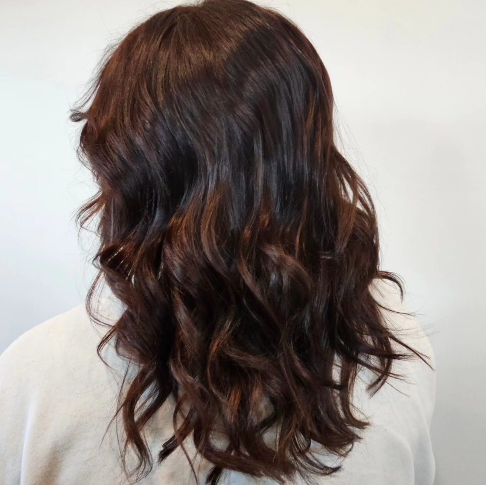 Root Touch Up for 1 color at New Moon Studios in Glasgow, KY