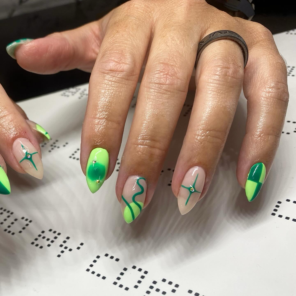 Structure Gel Mani