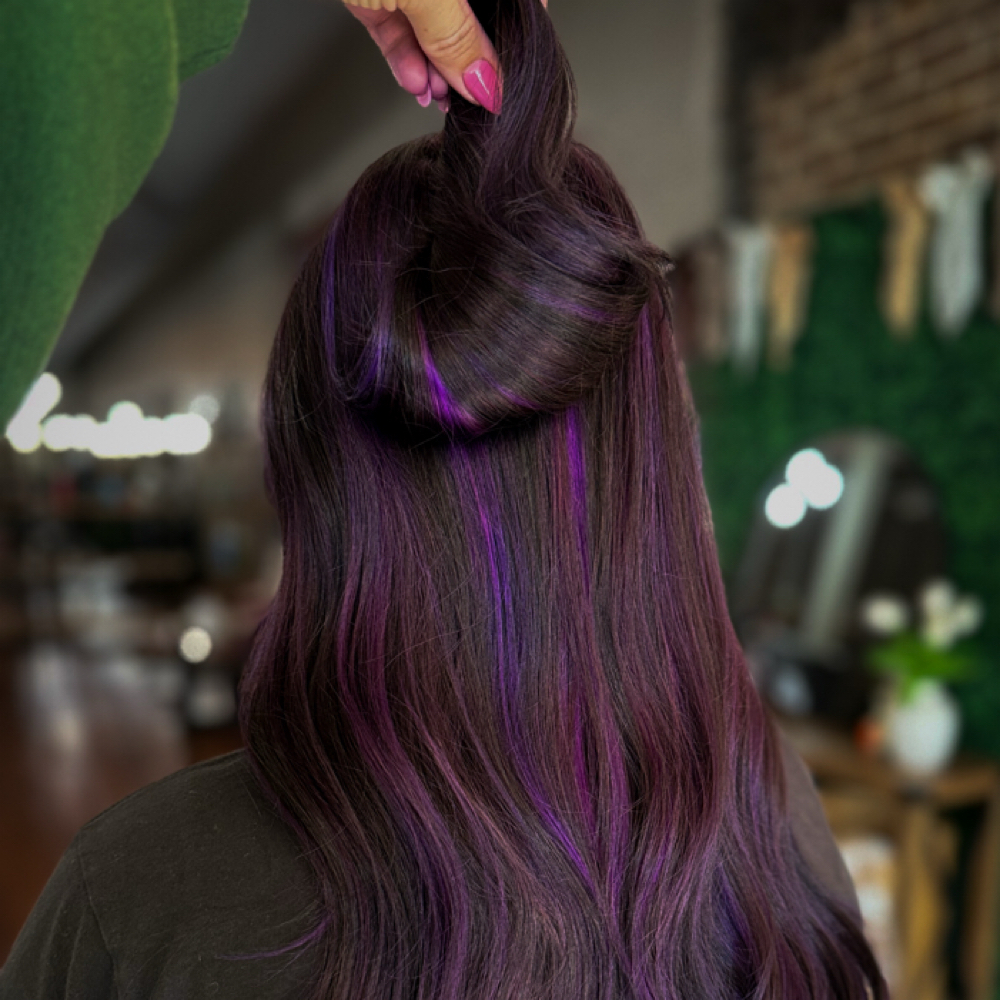 Vivid at Modified a Beauty Bar in Hammond, LA