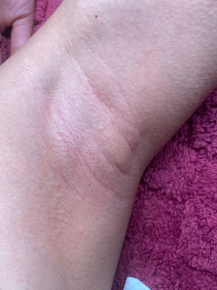 Wax Underarm at MD LASH STUDIO in Vancouver, WA
