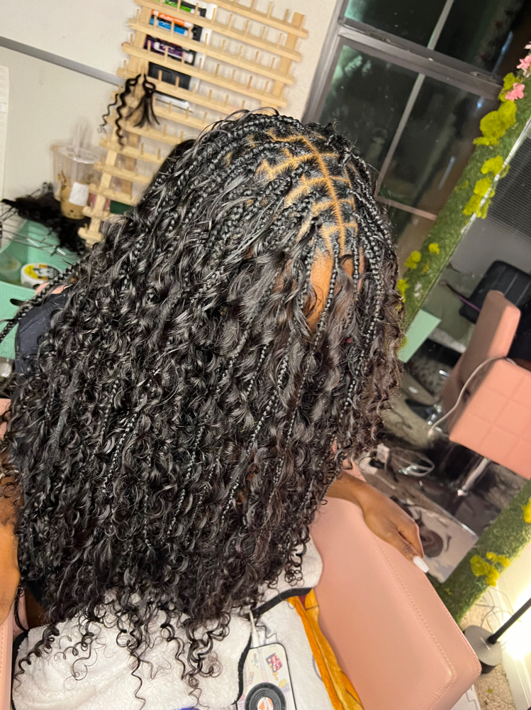 Small Bora Bora/ “Miracle” Braids at LiaLaidThat in Austin, TX