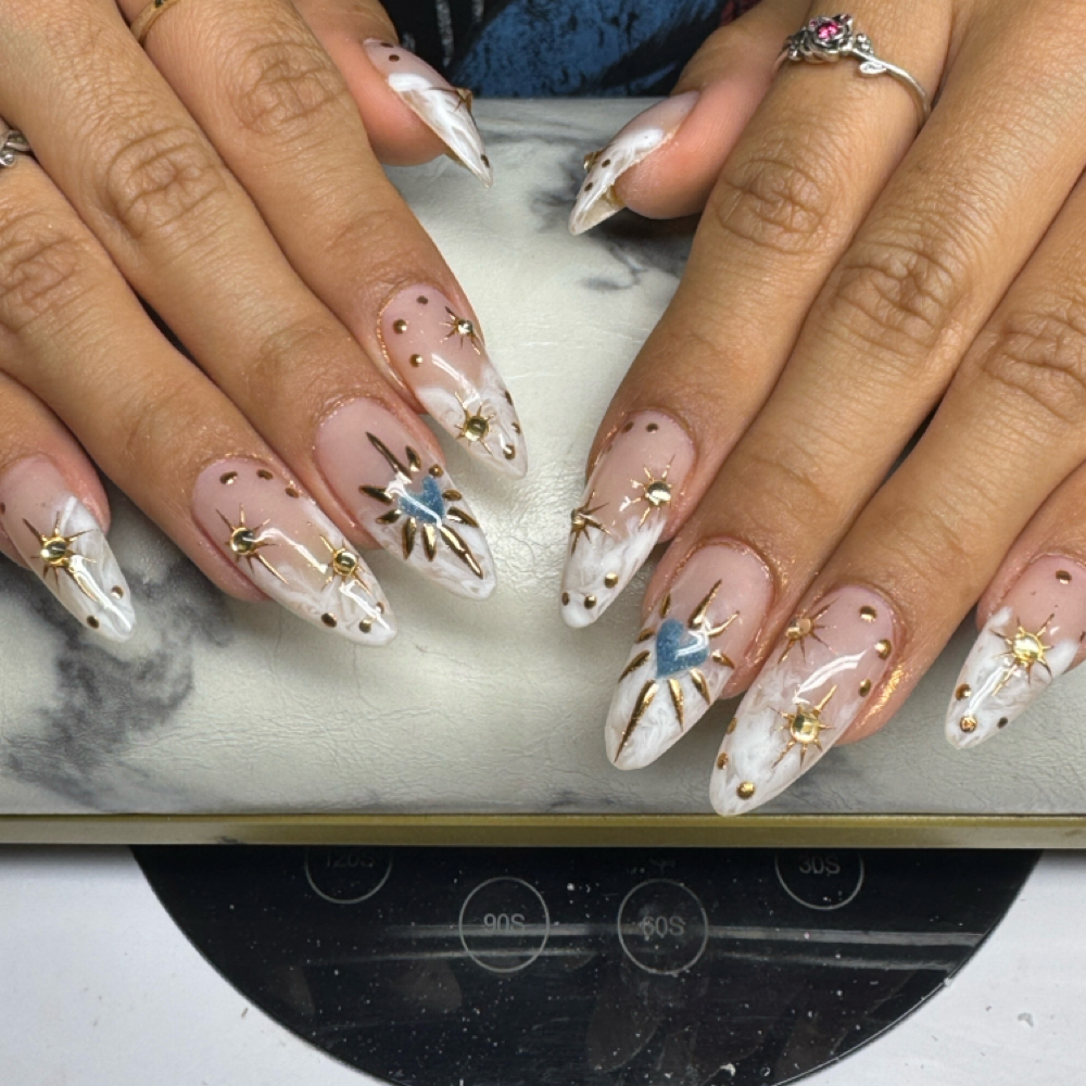 ๐๐๐๐ ๐ฎ๐๐ ๐ฟ at Llarena Cosmetics in Lynn, MA