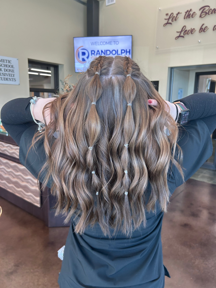 Shampoo + Style
