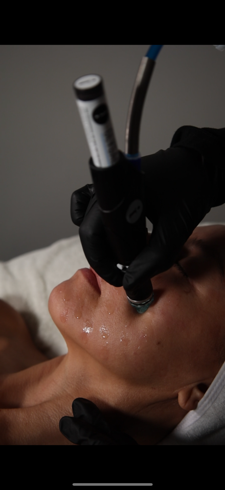 Luxe Hydrafacial