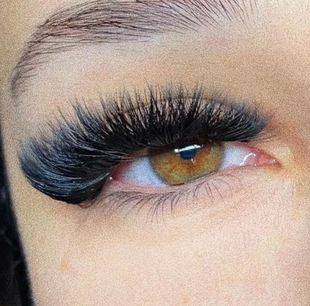 Mega Volume Full Set at Beauty Lab Vegas in Las Vegas, NV